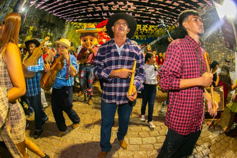 Confira Imagens Do Arraial Do Banho De S O Jo O Em Corumb