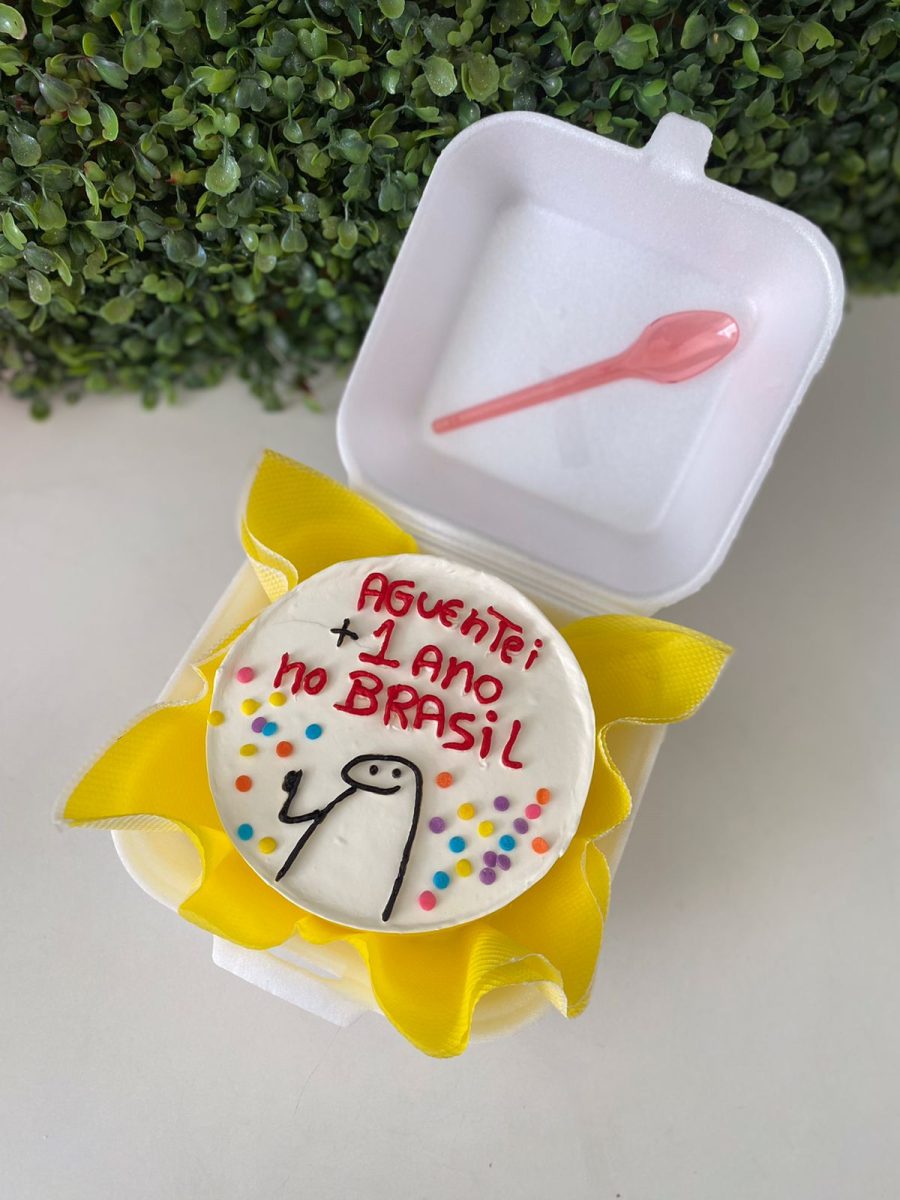 Bento cake amigo meme  Bolos engraçados de aniversário, Bolo engraçado,  Bolo de aniversario pequeno