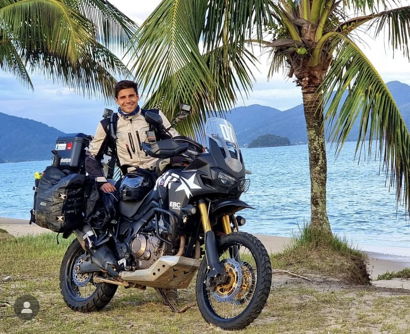 Amigos largam tudo para percorrer de moto a América Latina em um