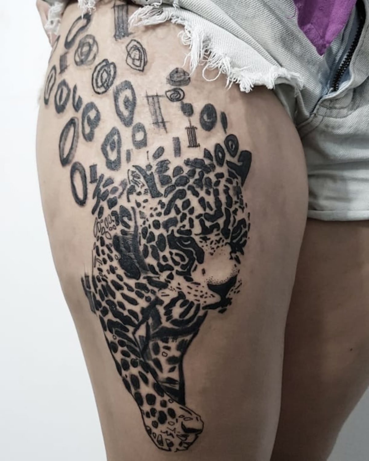 Onça na Mão - Tattoo