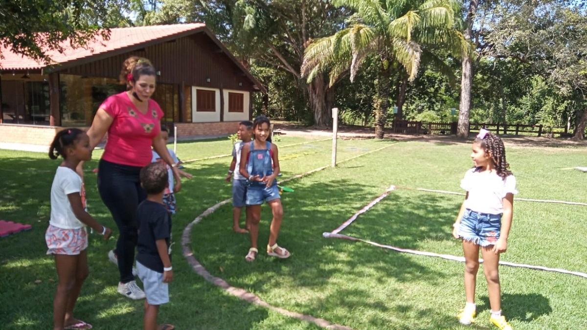 feriado com recreação no Sesc Poconé