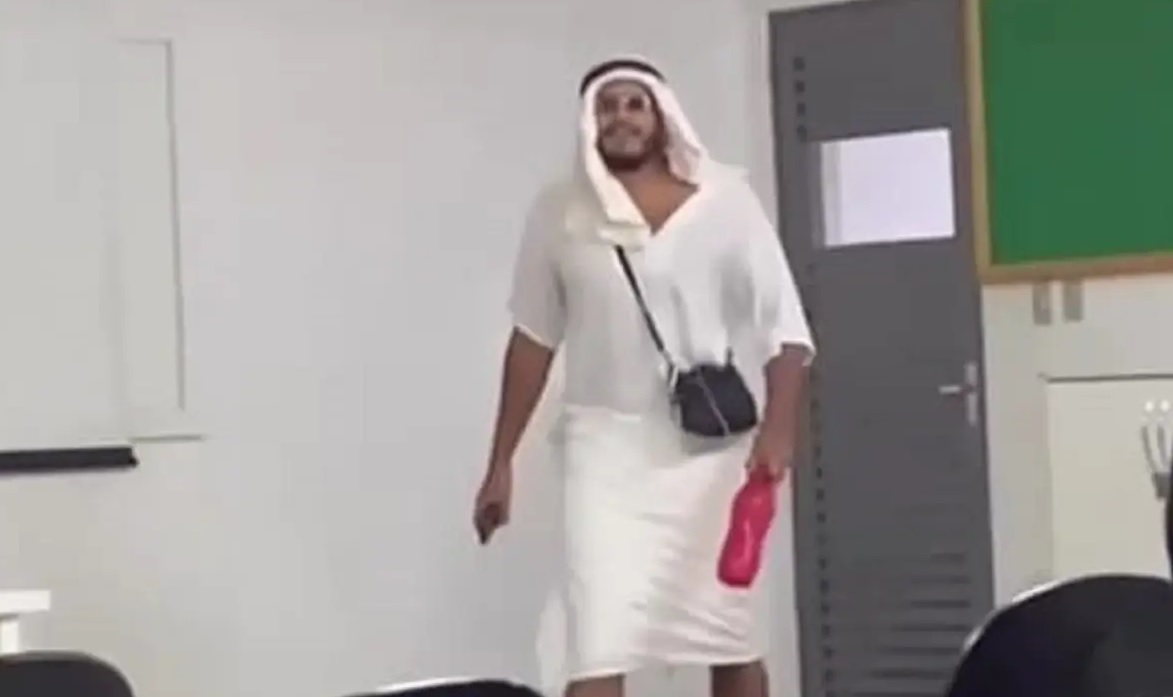 Estudante vira meme após se vestir de árabe e ir pra faculdade em Várzea  Grande - PP