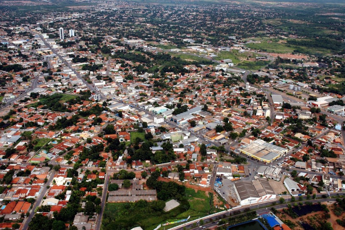 Casa Cohab Cristo Rei Varzea Grande Mato Grosso