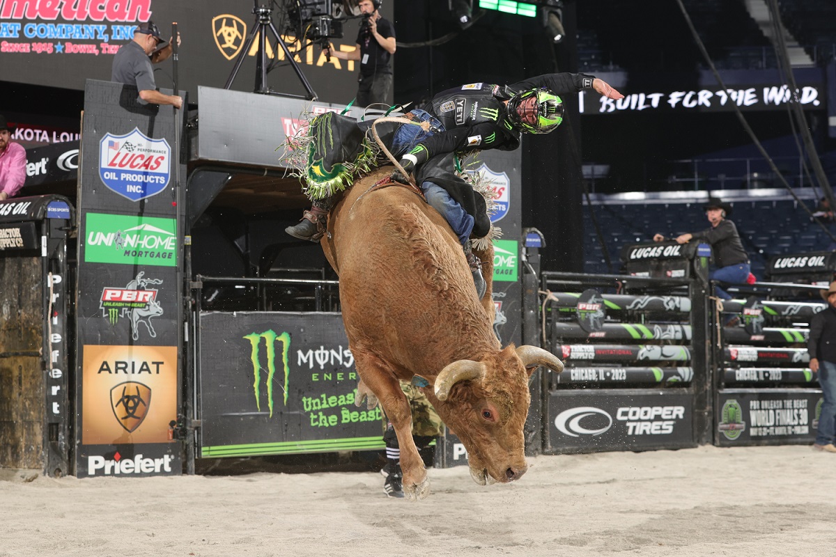 José Vitor Leme é o campeão mundial de 2020 — A Professional Bull Riders