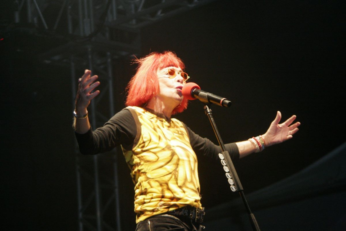 Rita Lee cantando no MS Canta Brasil, em 2011; evento musical era realizado em Campo Grande. (Foto: Luiz Alberto)