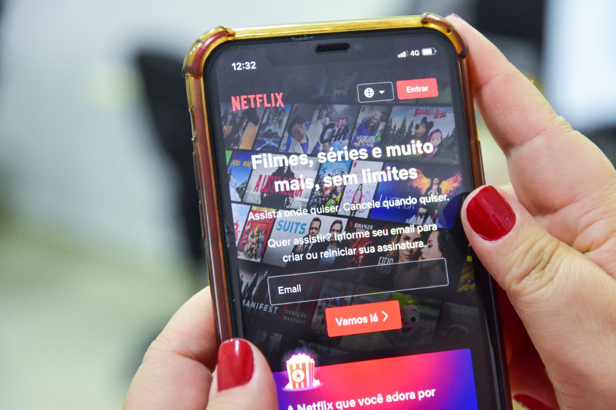 Procon Fortaleza notifica Netflix por cobrança extra no