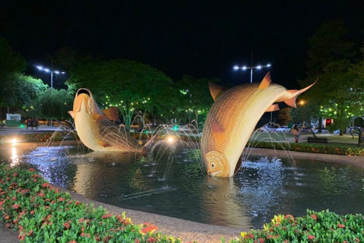 Praça da Liberdade, em Bonito (Foto: Filipi Brites)