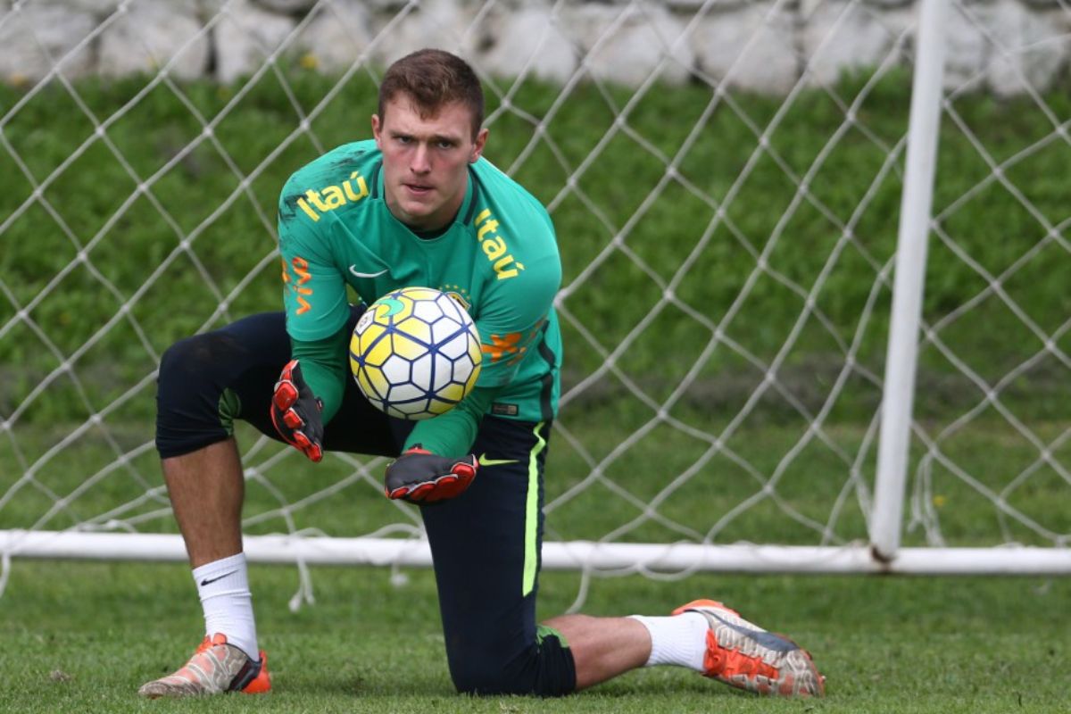 Lucas Perri • O MELHOR GOLEIRO DO BRASIL • 2023