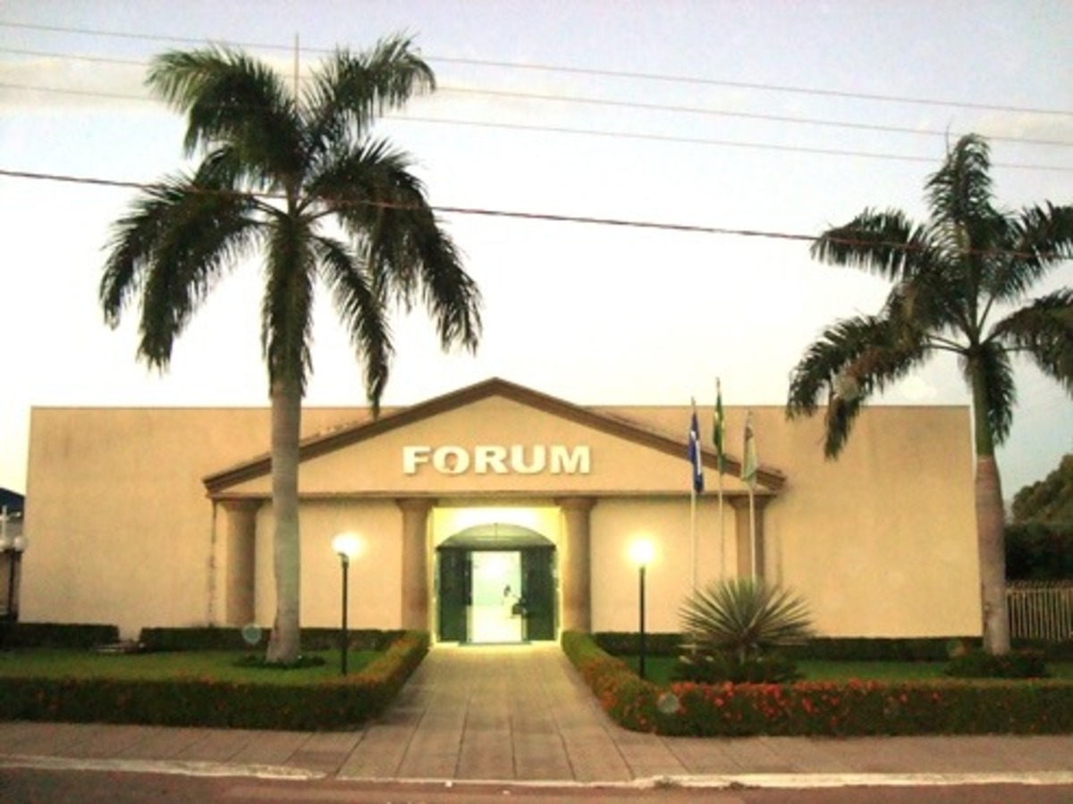 Fórum da Comarca de Peixoto de Azevedo. (Foto: Reprodução)