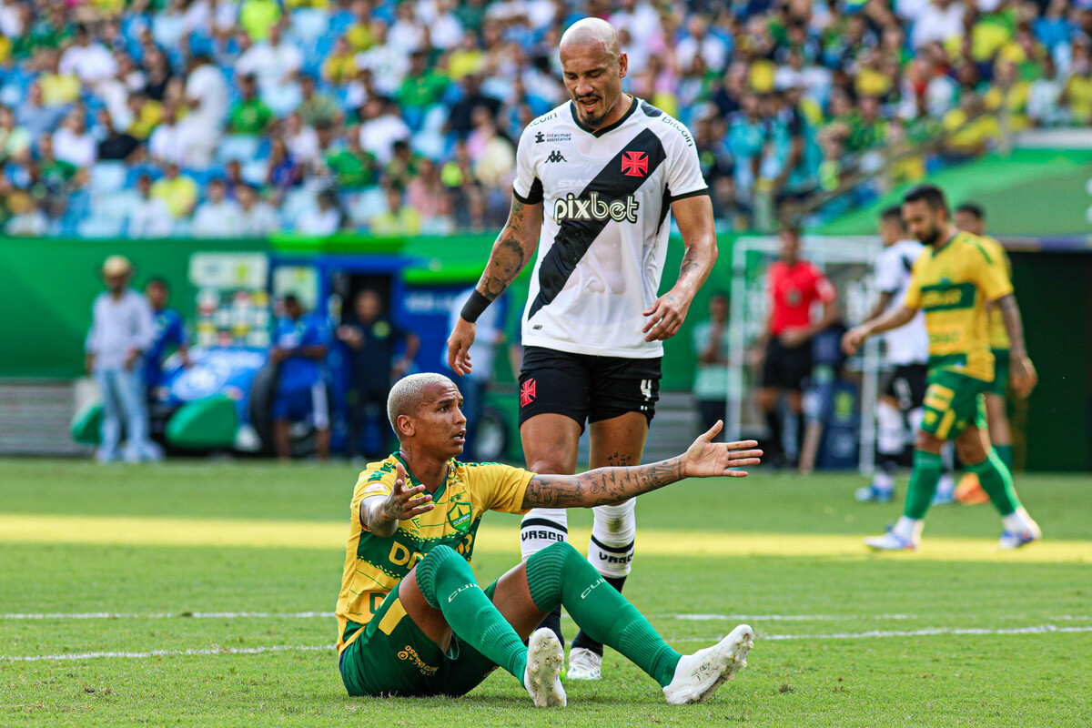 Vasco vence o Cuiabá na Arena Pantanal pelo Brasileirão