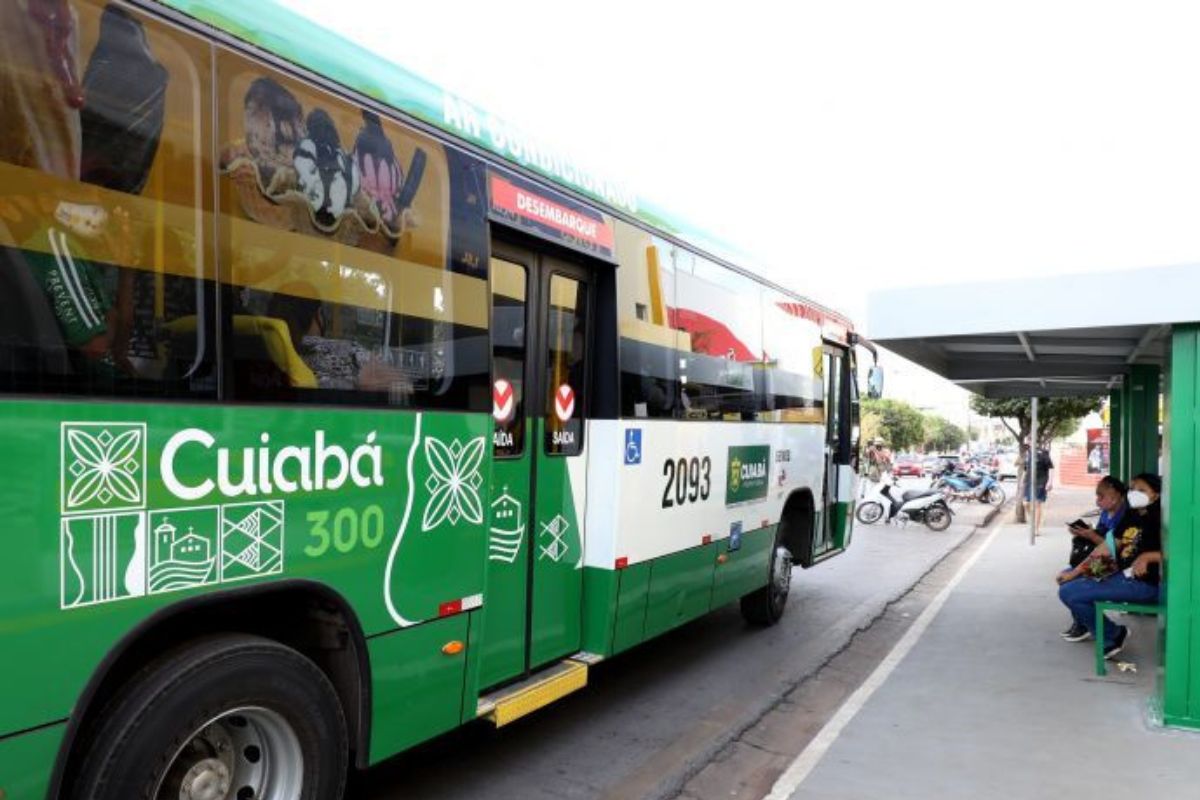 Foto ilustrativa onibus cuiaba