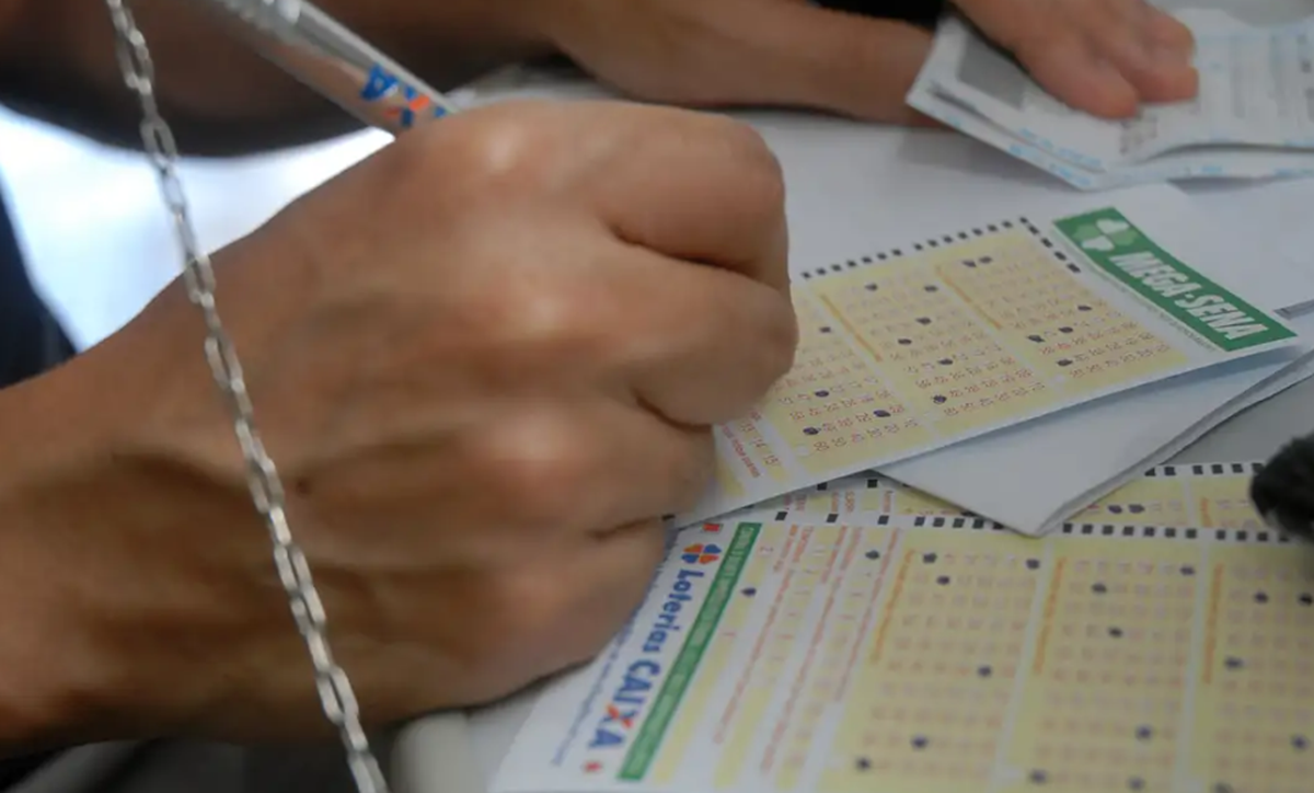 Quase! Bolão registrado em Cáceres acerta cinco números na Mega-Sena e leva  prêmio de R$