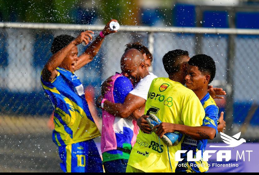 Com dois golaços, Boca Raton FC avança para as quartas de final da