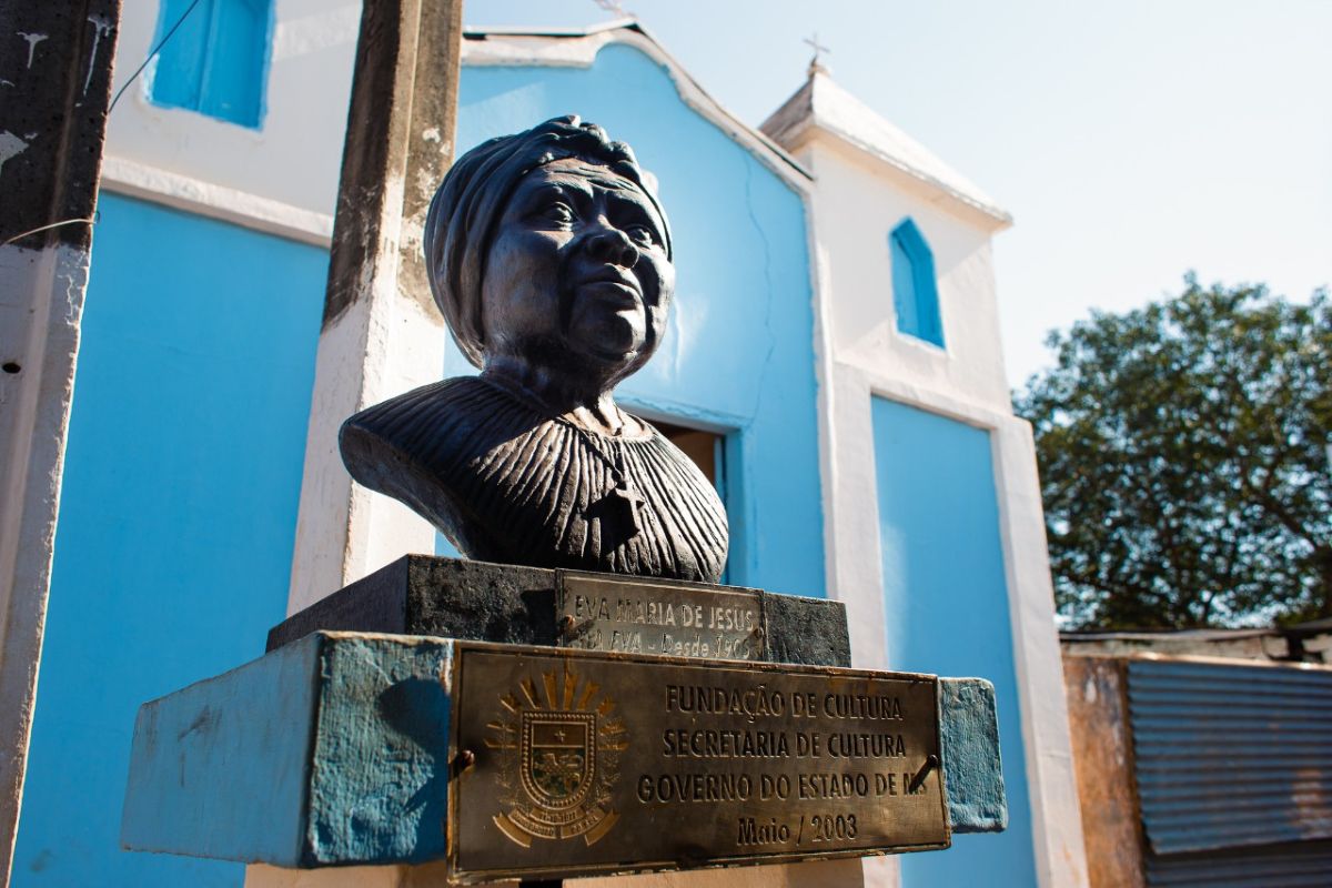 Musical sobre Tia Eva busca cantores negros de MS