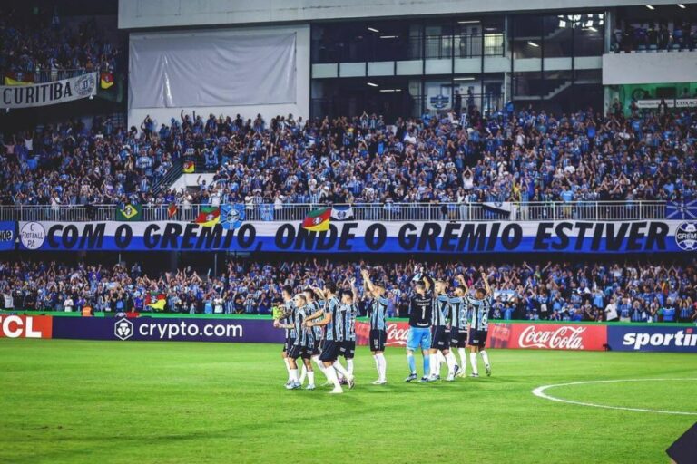 Gr Mio Cede Empate E Pega Fluminense Nas Oitavas Da Libertadores