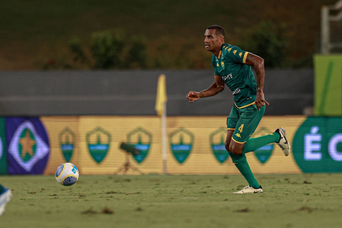 Marllon completou 178 partidas com a camisa do Cuiab (Foto: AssCom Dourado)