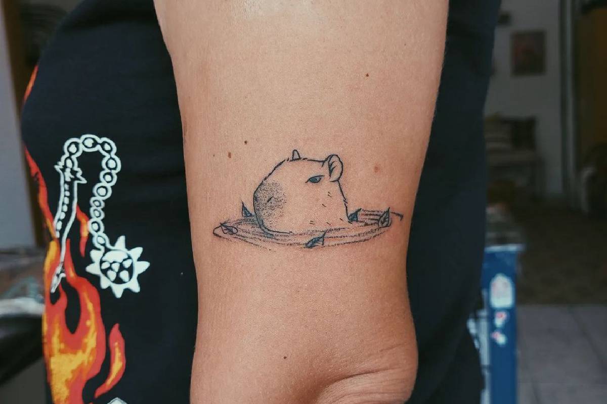 capivara tatuagem helena