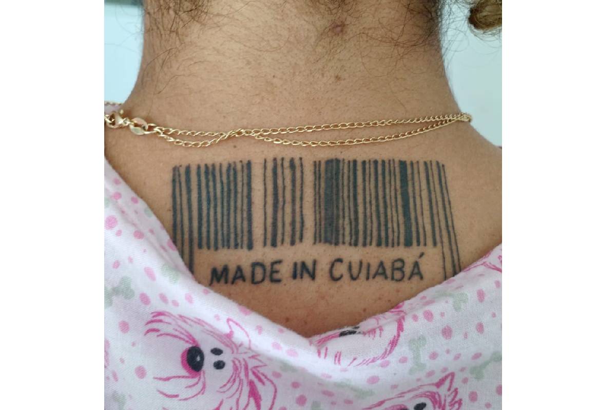  Tatuagem de Rosemari Laura Cardoso "Made in Cuiabá". (Foto: Arquivo pessoal)