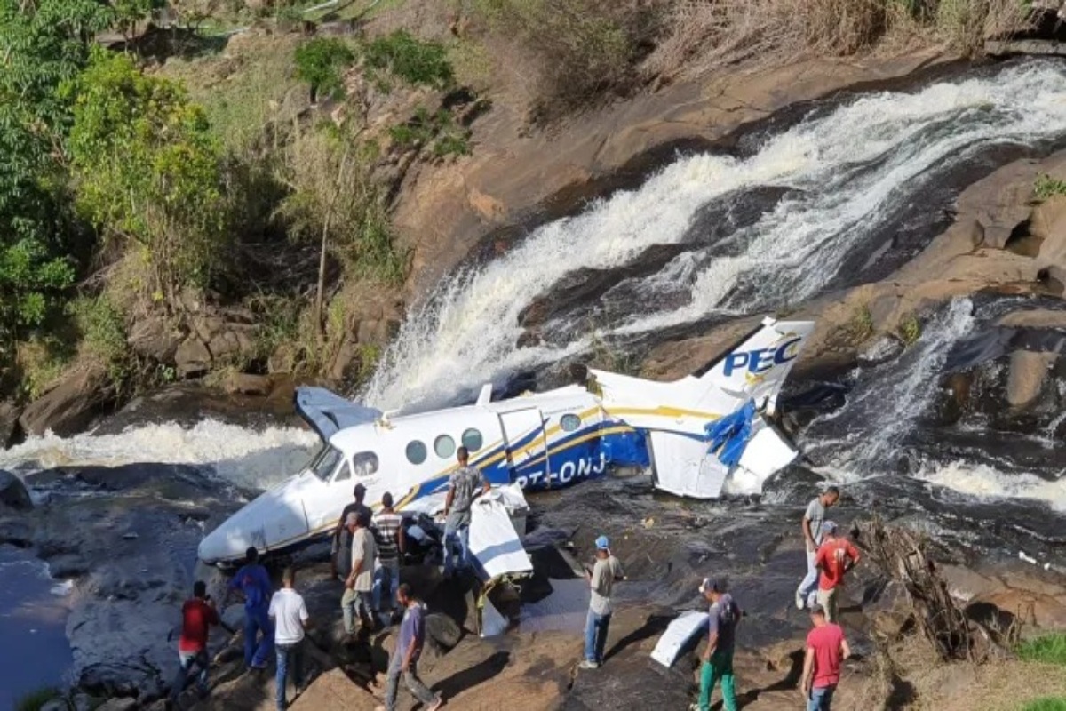 Avião em que estava Marília Mendonça (Foto: Divulgação/Polícia Militar de Minas Gerais)