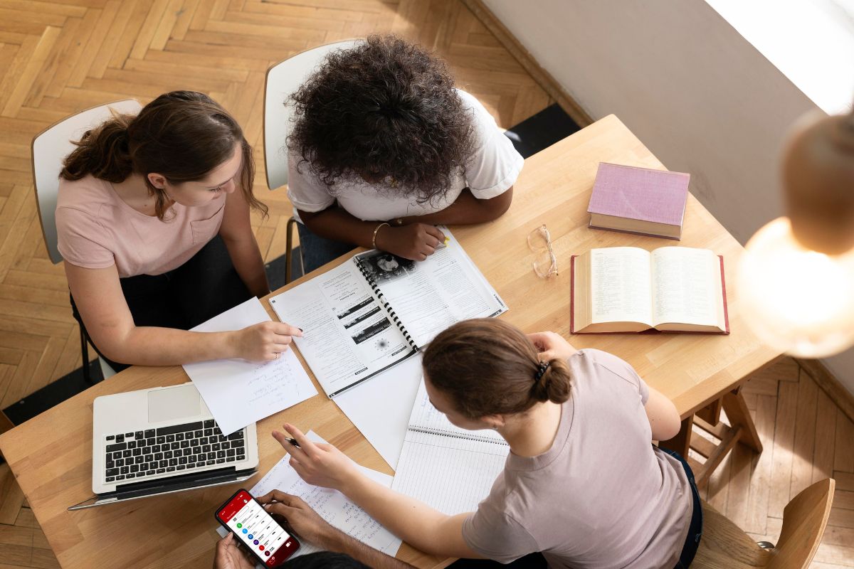 Fundao Getlio Vargas oferece mais 100 cursos gratuitos em diversas reas. (Foto: Freepik/Ilustrativa)