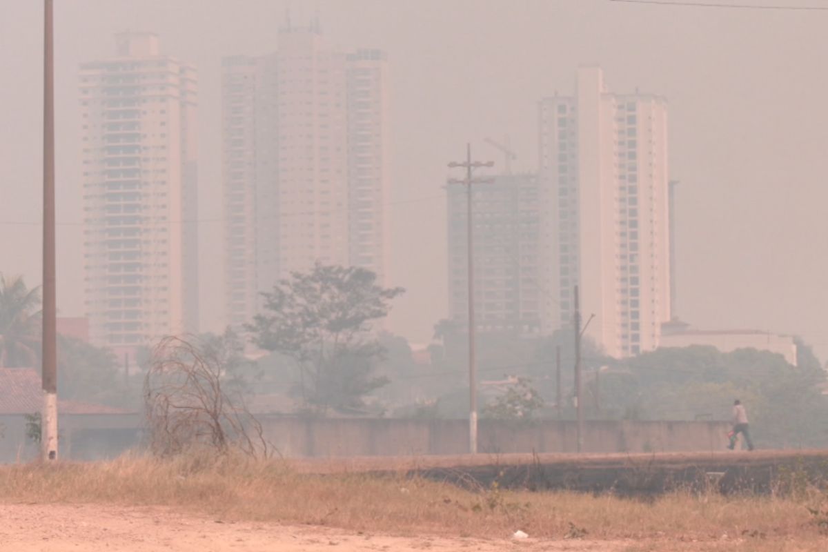 Hábitos simples como lavagem nasal e beber água podem ajudar nos cuidados com a saúde. (Foto: TV Centro América)