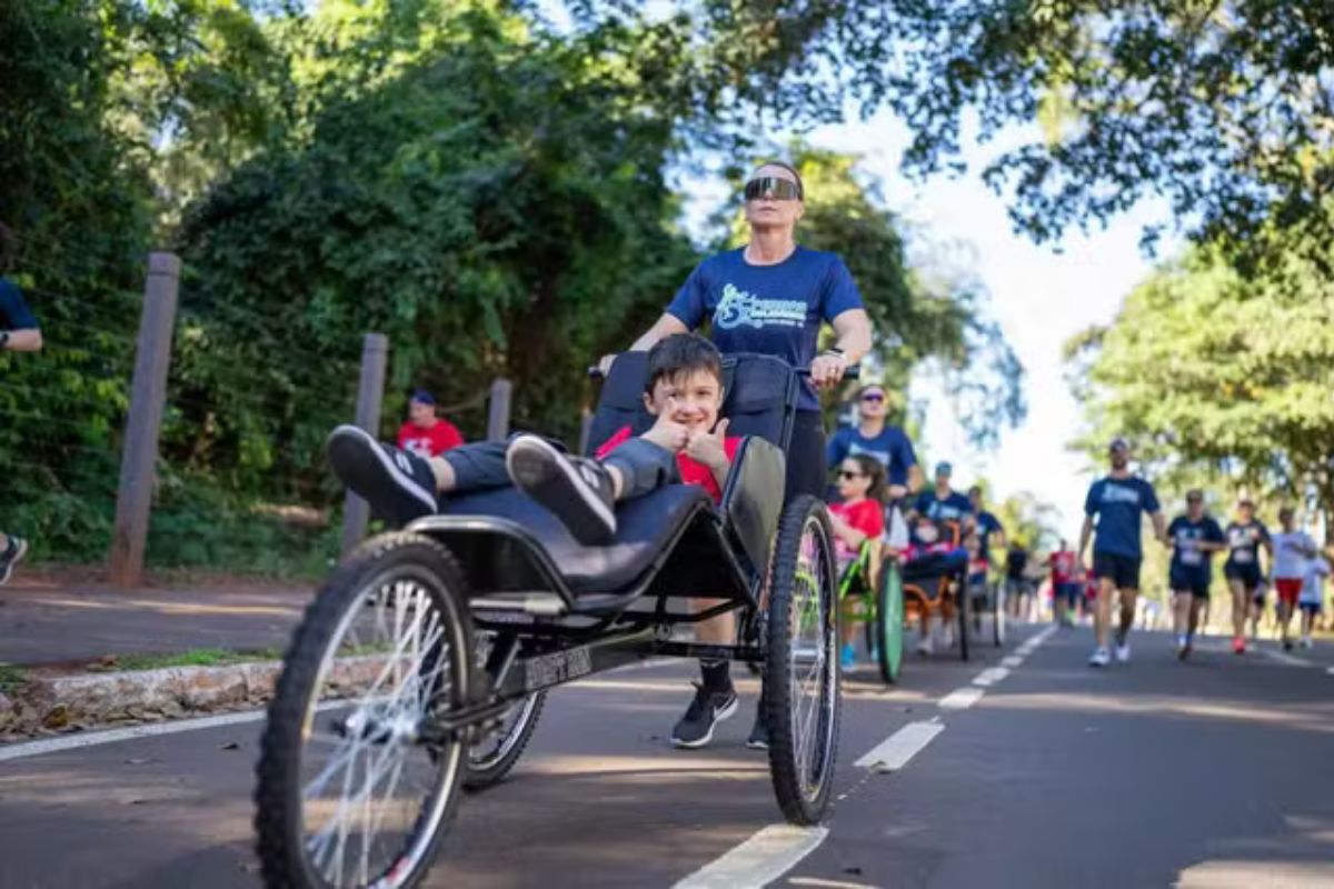 Com o projeto Pernas Solidárias, JP participa de corridas há mais de 2 anos.