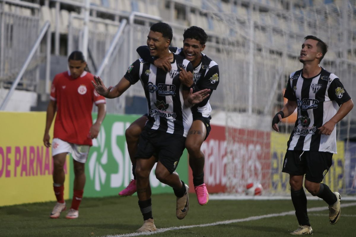 Matheus apareceu bem na área para marcar o gol do Operário de Caarapó contra América-RN na primeira fase da Copinha 2025 (Foto: Diego Moura/@dimoura89)