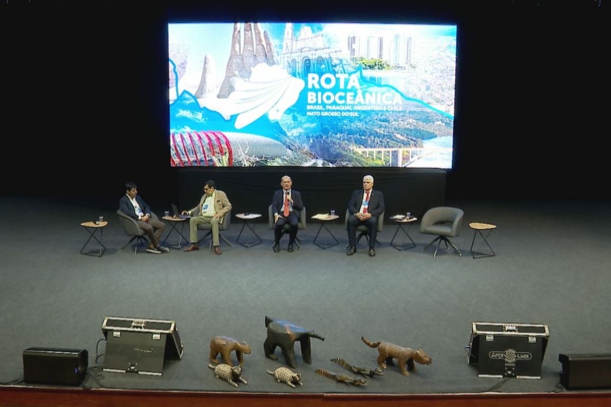 Painel Infraestrutura do Seminário Internacional da Rota Bioceânica em Campo Grande (Foto: Marcus Vinnicius)