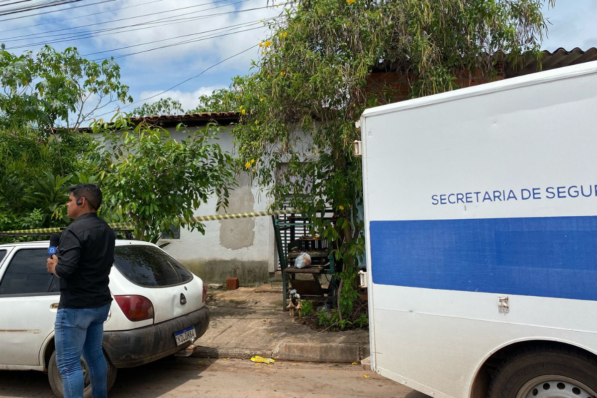 retirada do corpo da emelly